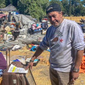 Un creciente campamento para personas sin hogar en San José