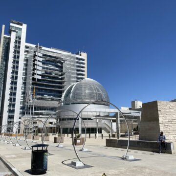 Bên ngoài Tòa thị chính San Jose