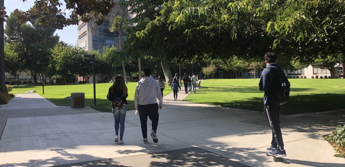 Chính phủ liên bang trừng phạt trường đại học San Jose nhưng vẫn giữ bí mật