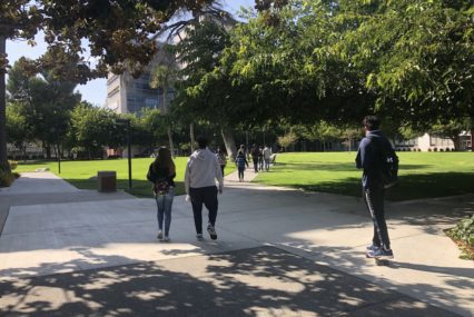 Gobierno federal castiga a Universidad de San José pero lo mantiene en secreto