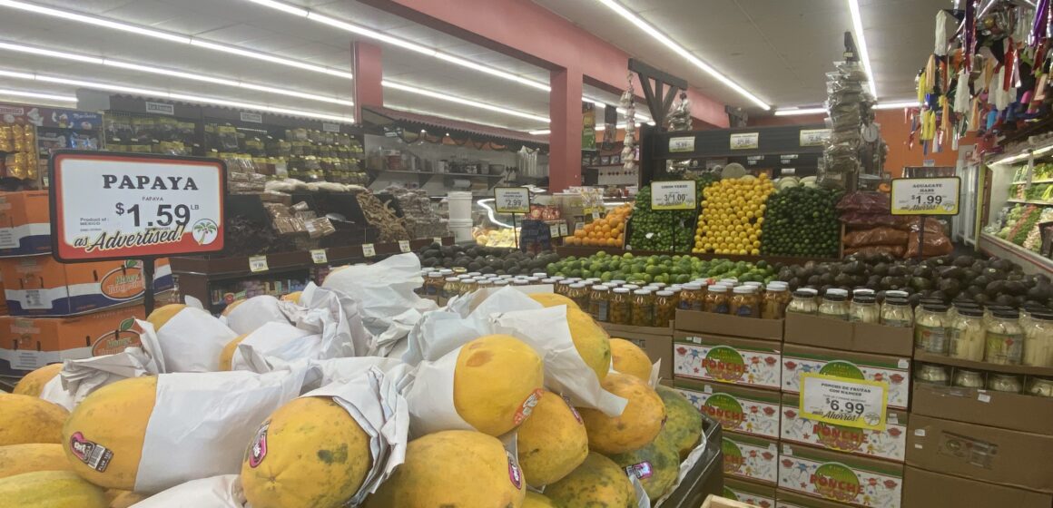 Dentro de una tienda de comestibles