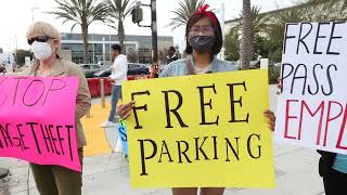 Los empleados del centro comercial San José denuncian las nuevas tarifas de estacionamiento