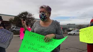Activistas protestan por barrido en campamento de personas sin hogar en San José